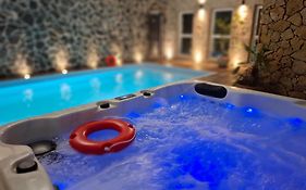 MAŁE ALPY&SPA z Basenem - Górski Slow Resort dla Rodzin i Par - Relaxation for Parents, Fun for Kids